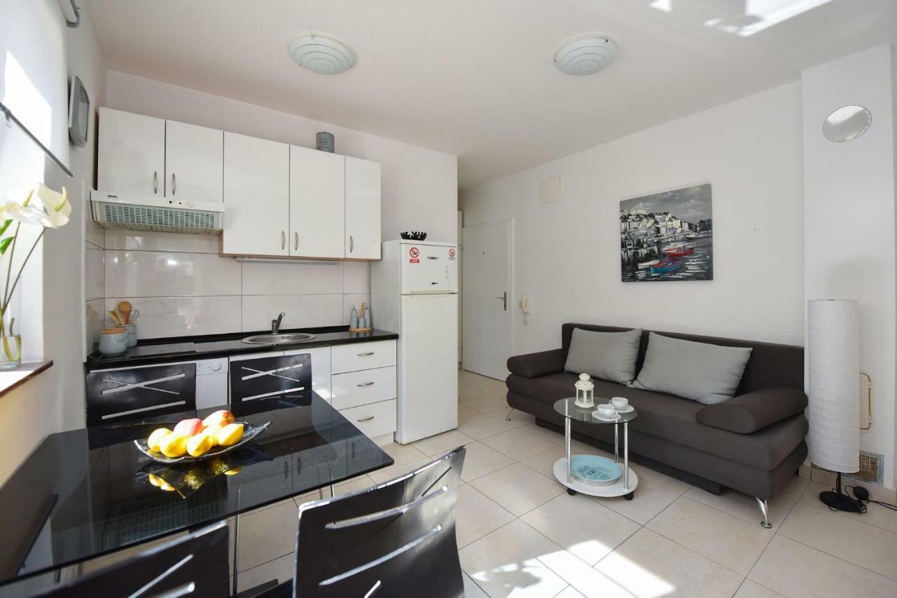 Vicy Apartment Novalja Kültér fotó